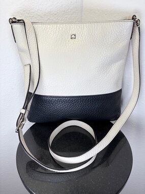 Kate Spade Southport Avenue Cora Pebbled Leather Crossbody Bag